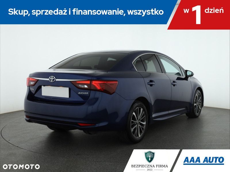 Toyota Avensis - 6