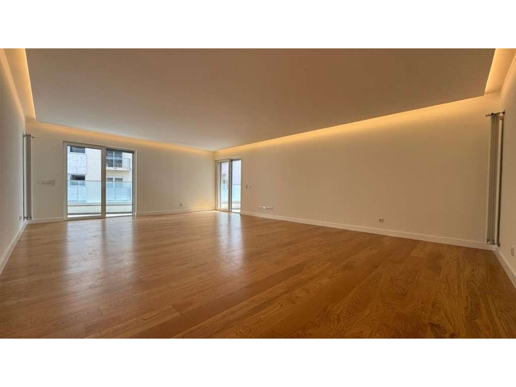 Apartamento T3 | Cruz Quebrada - Dafundo - Grande imagem: 2/21