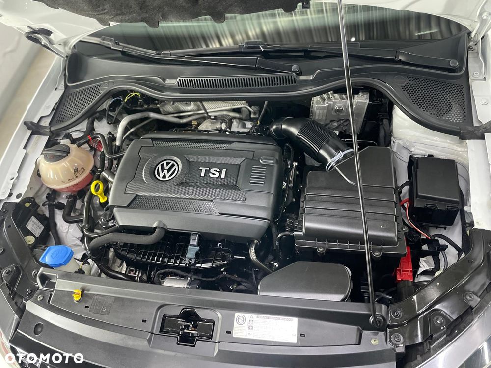 Volkswagen Polo 1.8 TSI BMT GTI - 12
