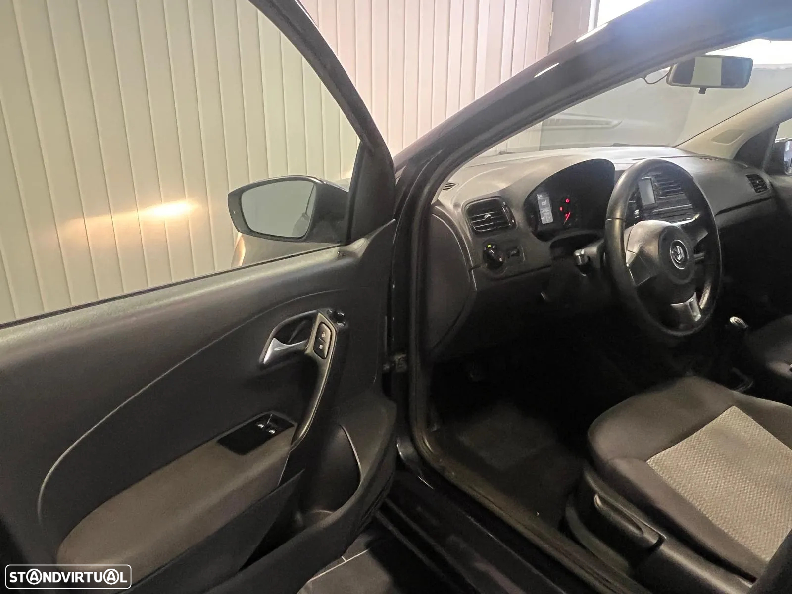 VW Polo 1.6 TDI Trendline BlueMotion - 9