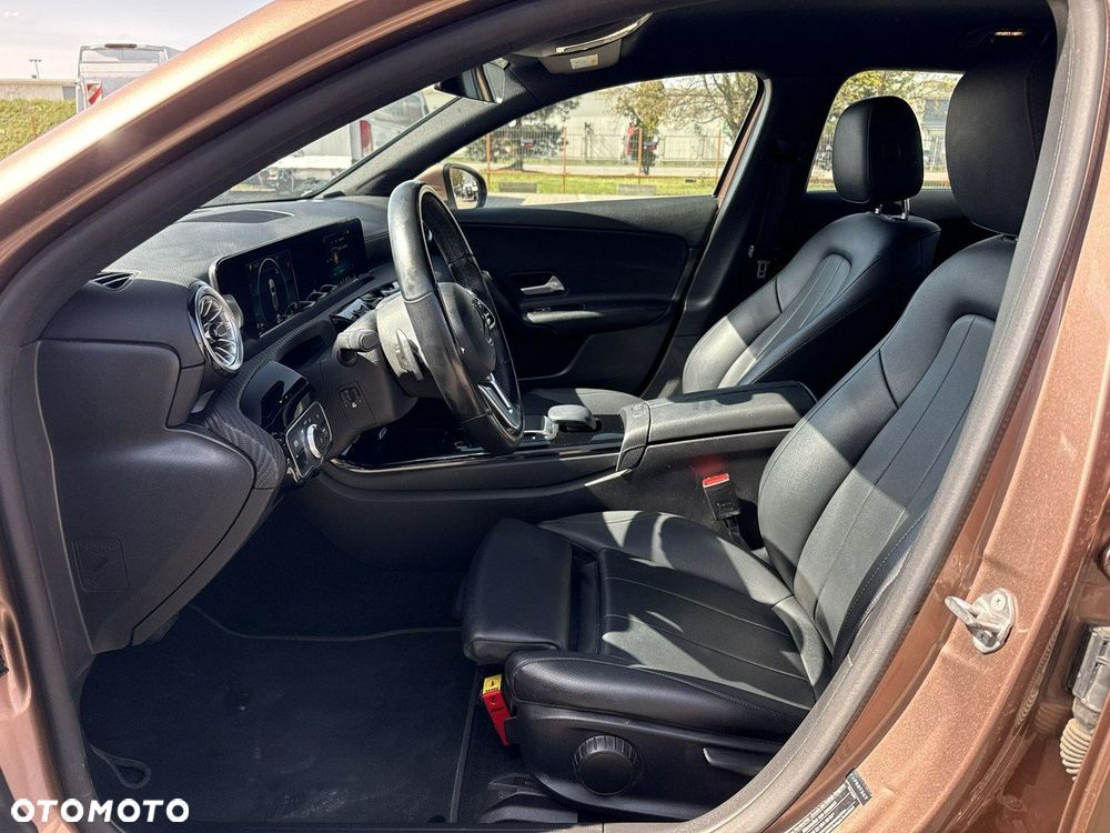 Mercedes-Benz Klasa A 200 4-Matic Style 8G-DCT - 11