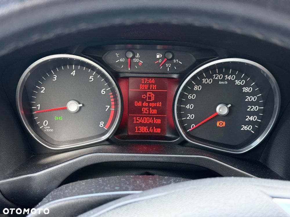 Ford Mondeo 2.0 FF Ghia - 11
