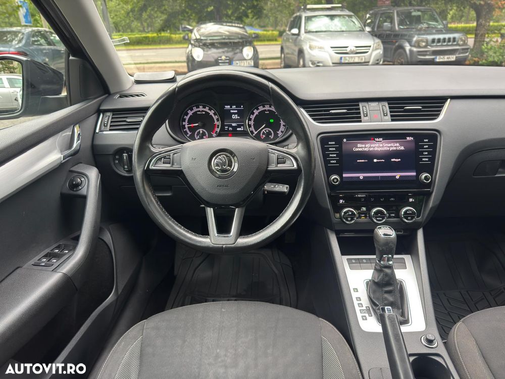 Skoda Octavia 1.6 TDI DSG Ambition - 7