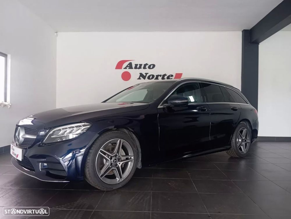 Mercedes-Benz C 220 d AMG Line — fotografia 2