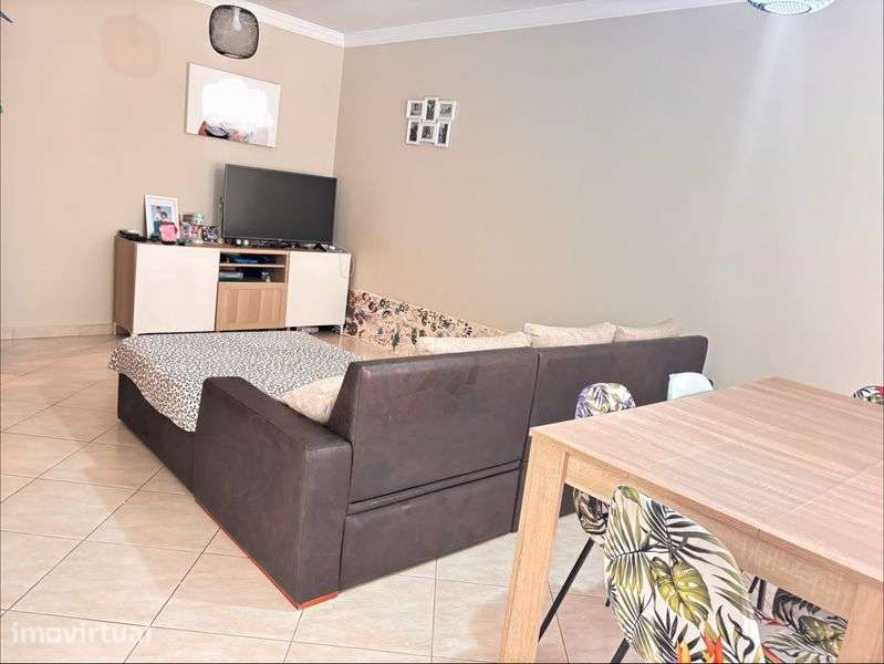Apartamento T2 Silves 105m2 c/ Garagem - Grande imagem: 2/11