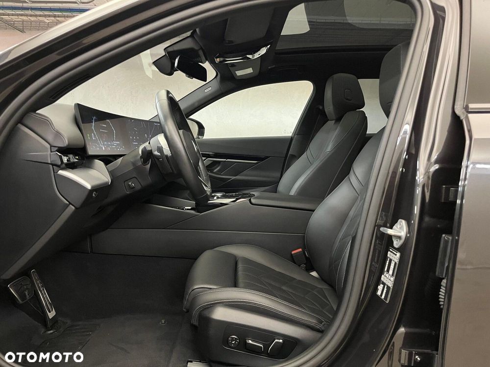 BMW Seria 5 520d mHEV M Sport - 20
