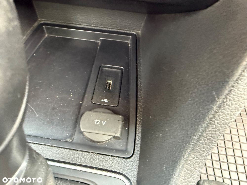 Volkswagen Caddy Maxi 1.4 TSI Comfortline DSG - 17