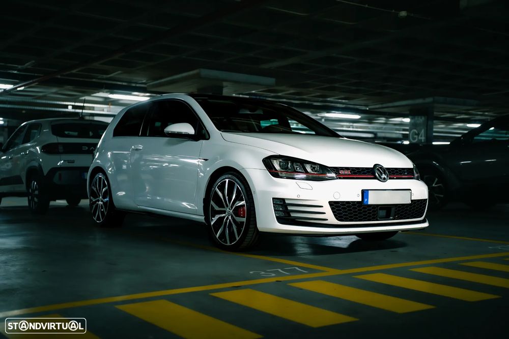 VW Golf 2.0 TSi GTi DSG Performance - 2