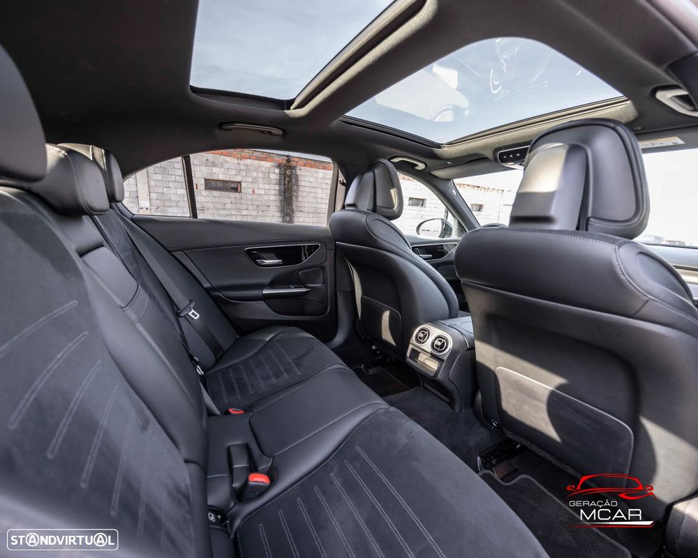 Mercedes-Benz C 300 d AMG Line - 13