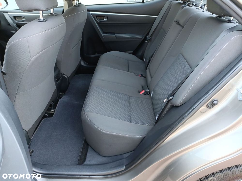 Toyota Corolla 1.6 Premium EU6 - 10