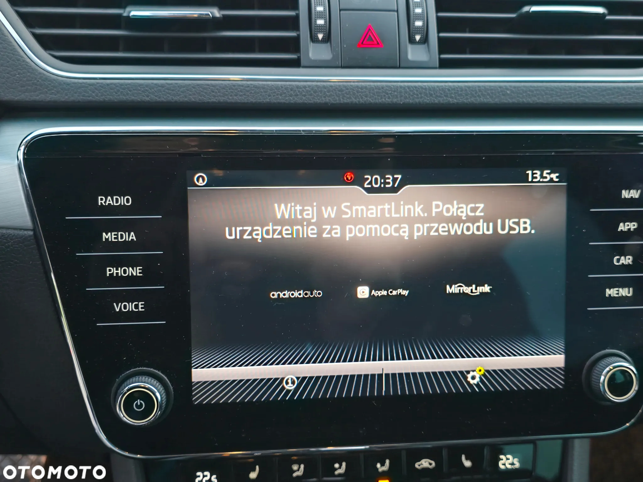 Skoda Superb 2.0 TDI Ambition DSG7 - 24