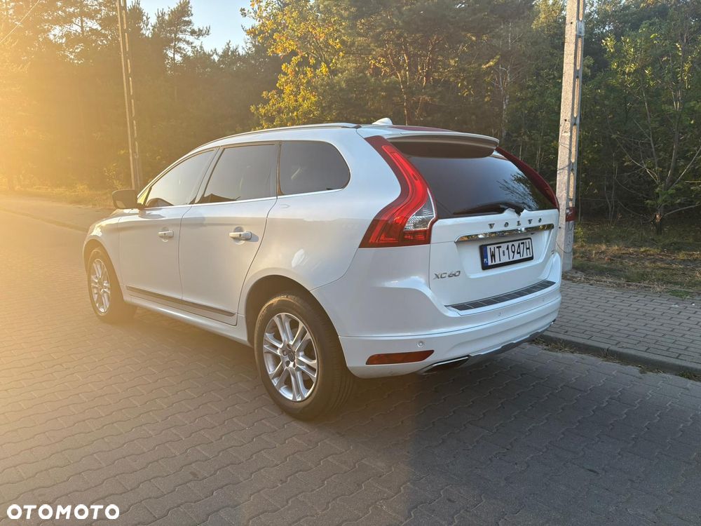 Volvo XC 60 - 4