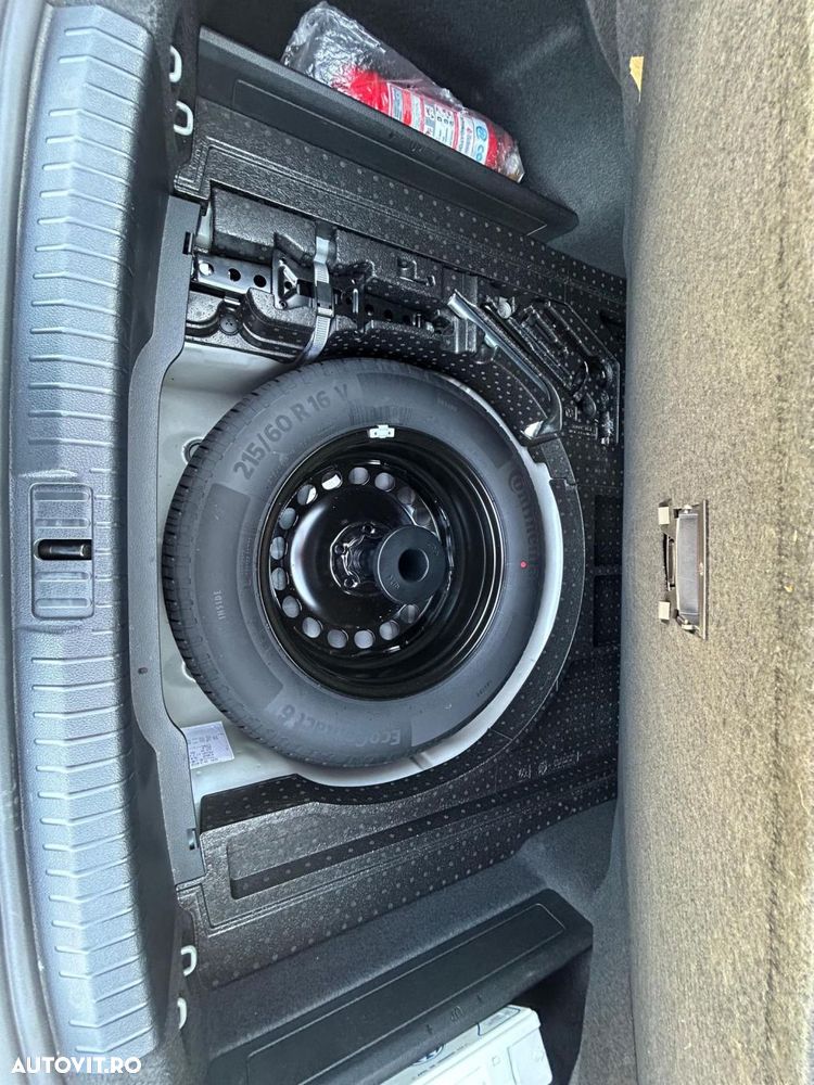 Volkswagen Passat 2.0 TDI DSG Comfortline - 34