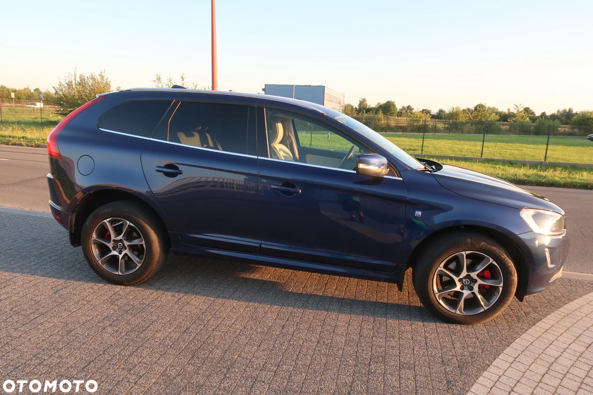 Volvo XC 60 D4 Ocean Race - 6