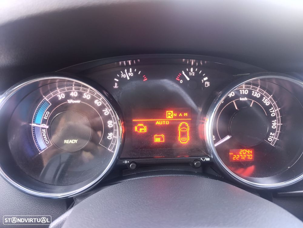 Peugeot 3008 2.0 HDi Hybrid4 - 8