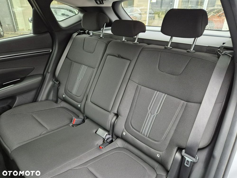 Hyundai Tucson 1.6 T-GDi HEV Smart 2WD - 26