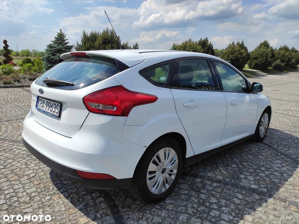 Ford Focus 1.5 TDCi Trend - 4