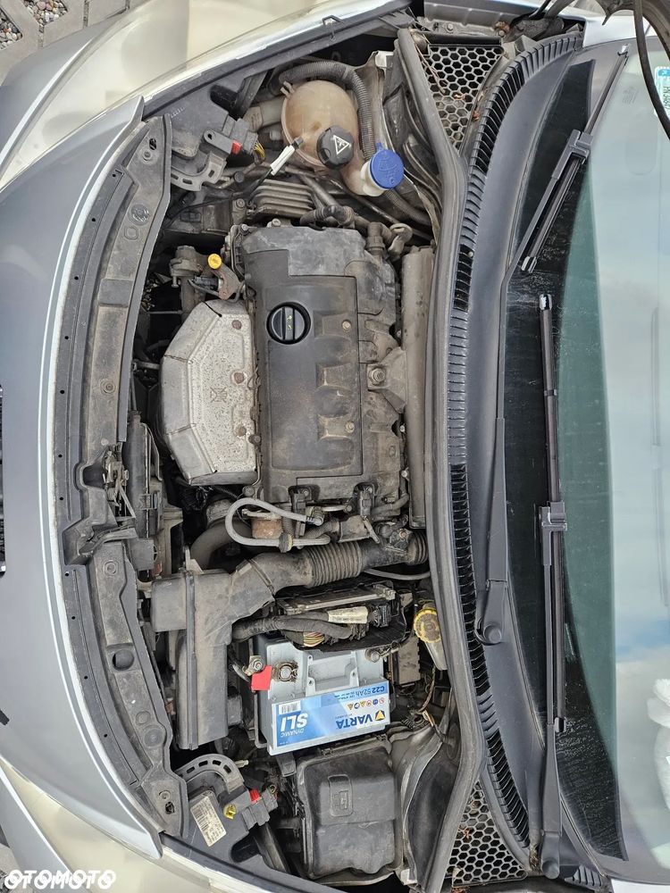 Peugeot 207 1.4 - 13