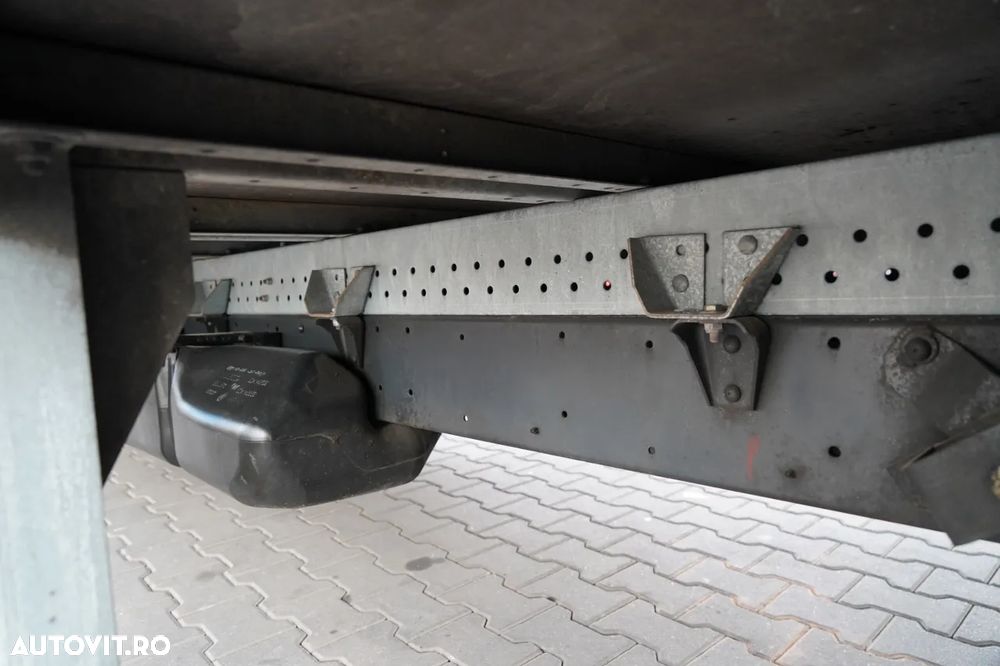 Iveco DAILY 35-150 / CONTAINER 4.3 m / 750 KG RIDICARE / DUBLU / IMPORTAT - 16