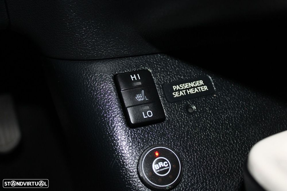 Toyota Prius 1.8 Luxury Pele - 20