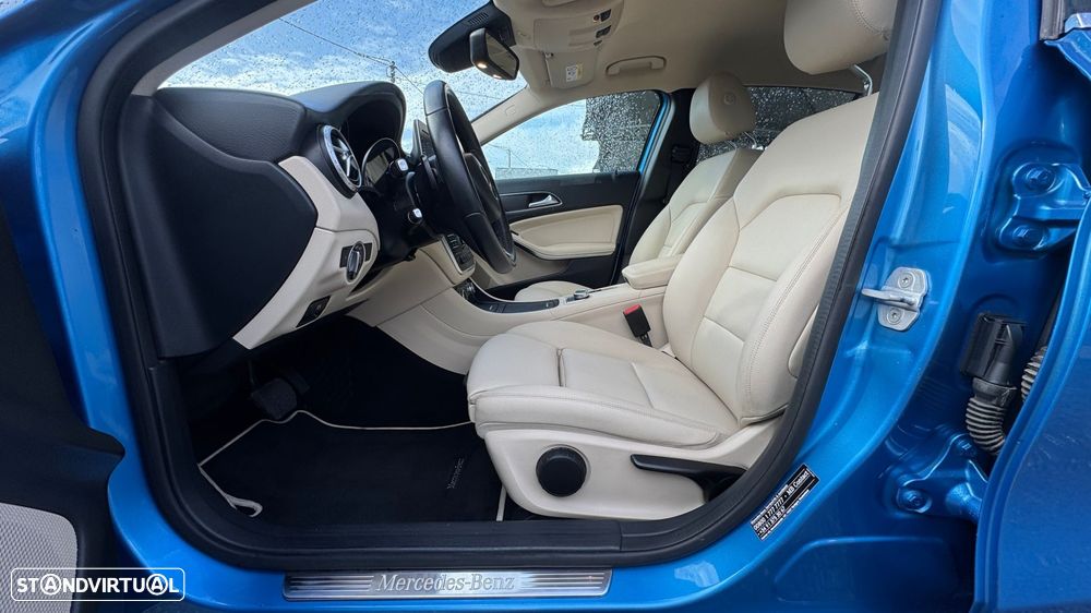 Mercedes-Benz GLA 200 d Style Aut. - 13