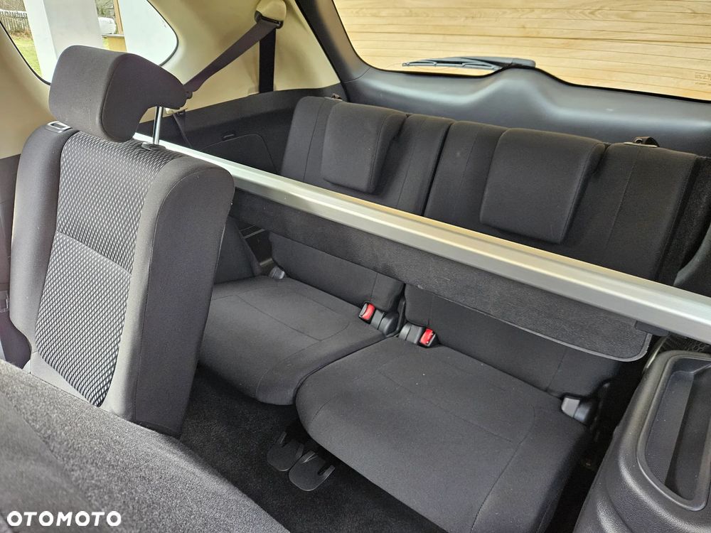 Mitsubishi Outlander 2.0 Intense + SDA 4WD CVT - 27