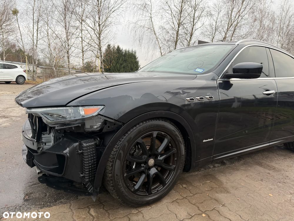 Maserati Levante S Q4 GranLusso - 3