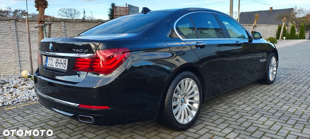 BMW Seria 7 740d Edition Exclusive - 15