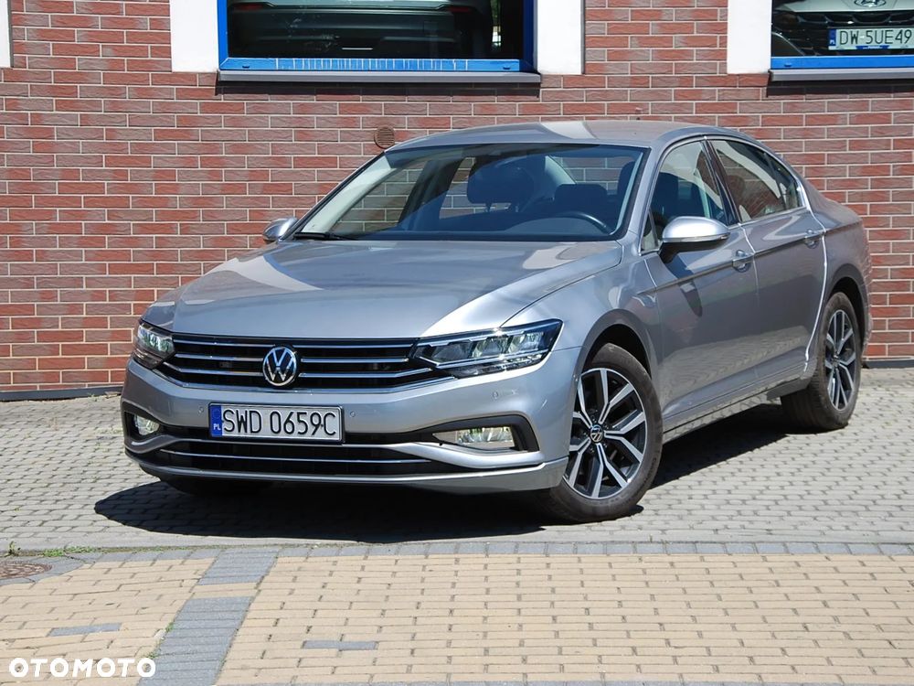 Volkswagen Passat 2.0 TSI Business DSG - 18