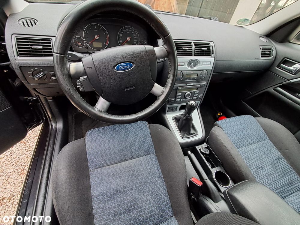 Ford Mondeo - 7