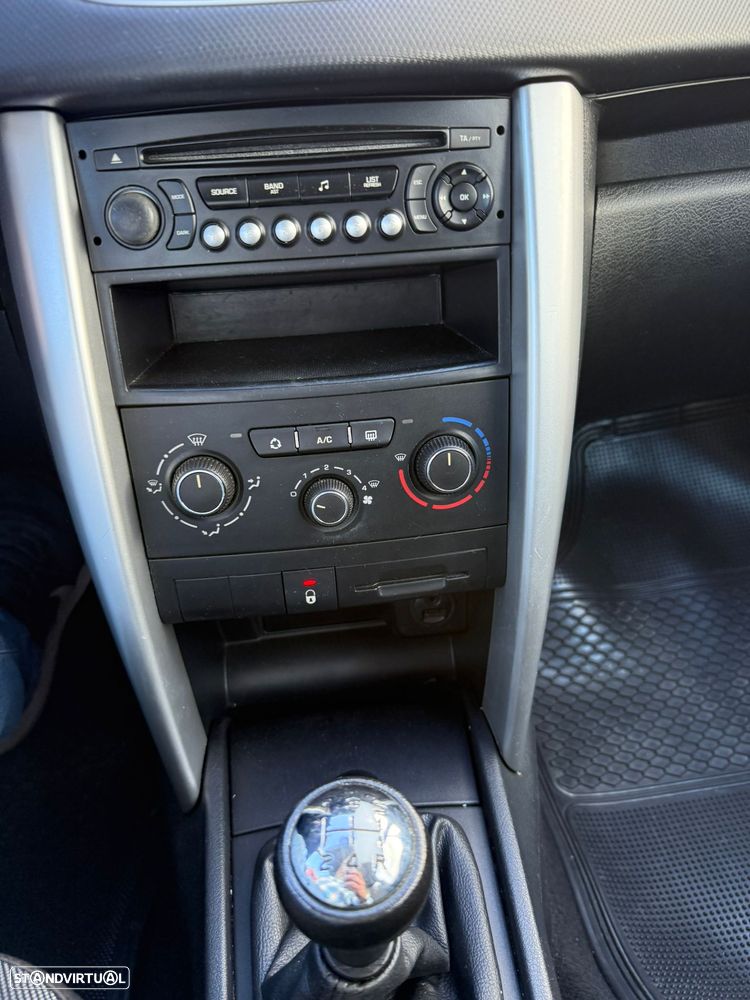 Peugeot 207 1.4 HDi Active - 8