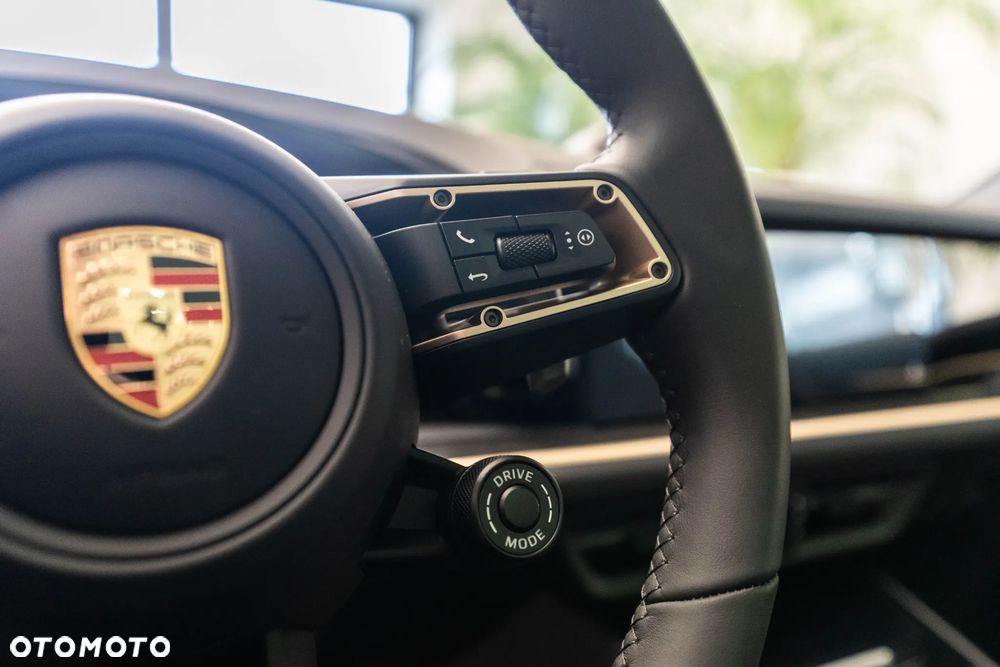 Porsche Cayenne E-Hybrid PHEV Black Edition - 20
