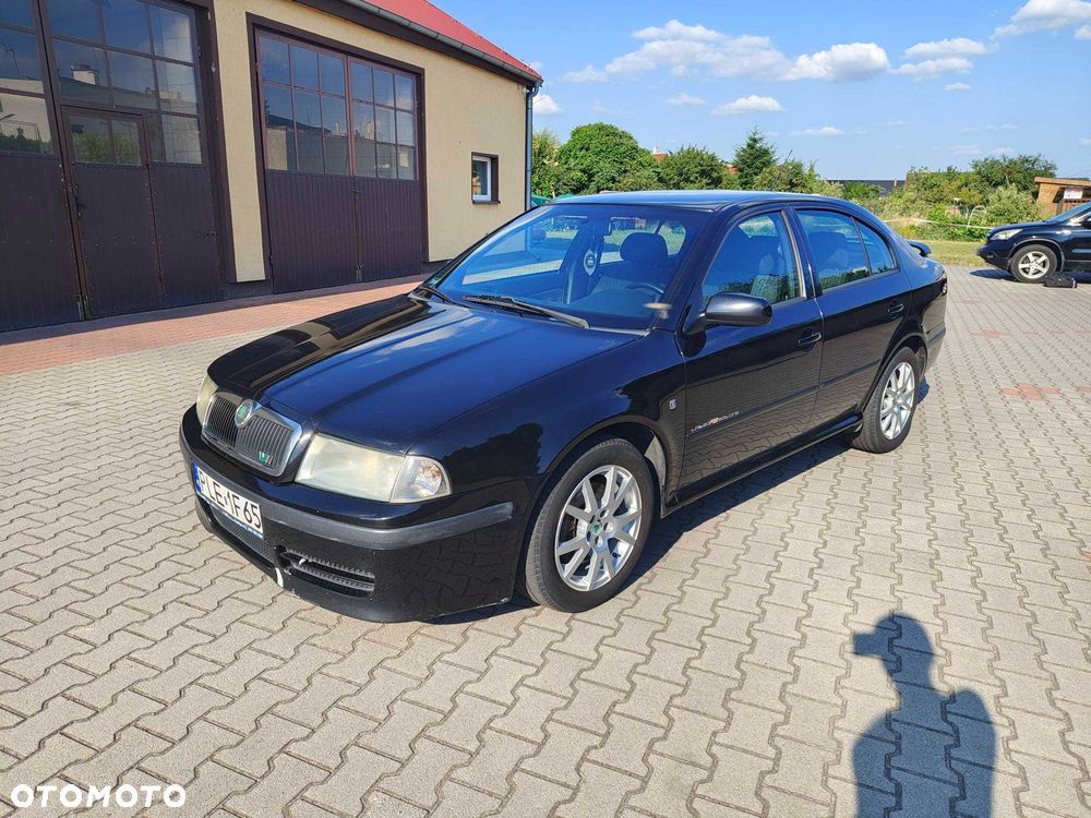 Skoda Octavia - 1