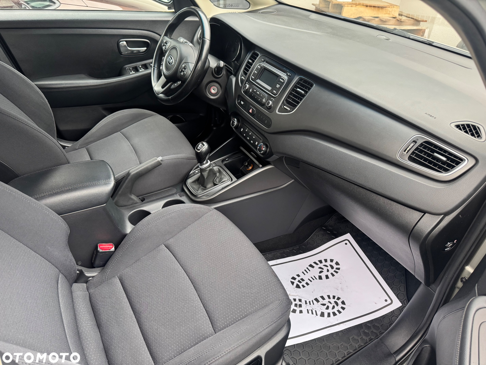 Kia Carens 1.6 GDI ISG Spirit - 8