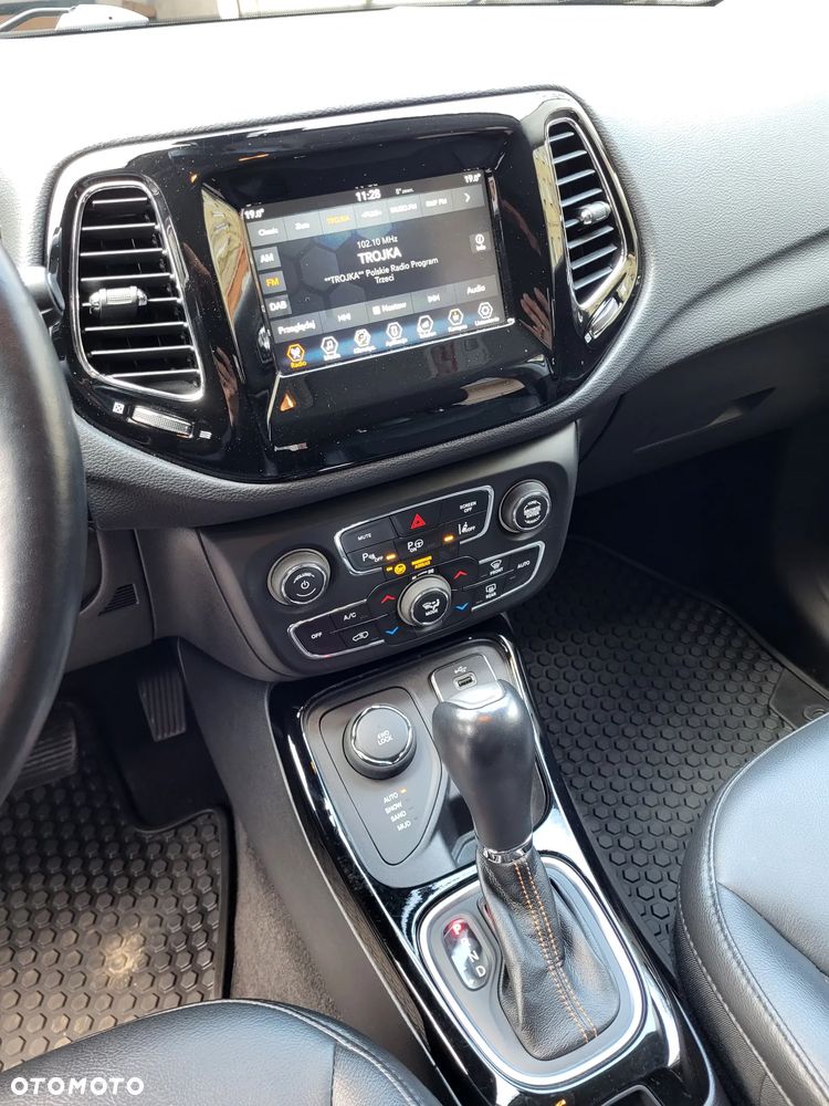 Jeep Compass 1.4 TMair Limited 4WD S&S - 3