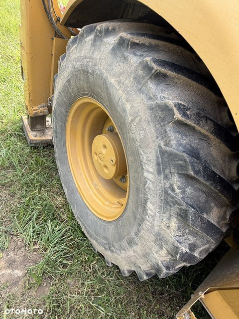Caterpillar 428E - 13