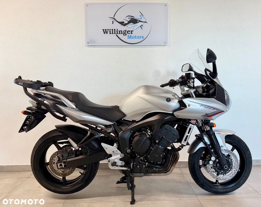 Yamaha FZ6 - 4