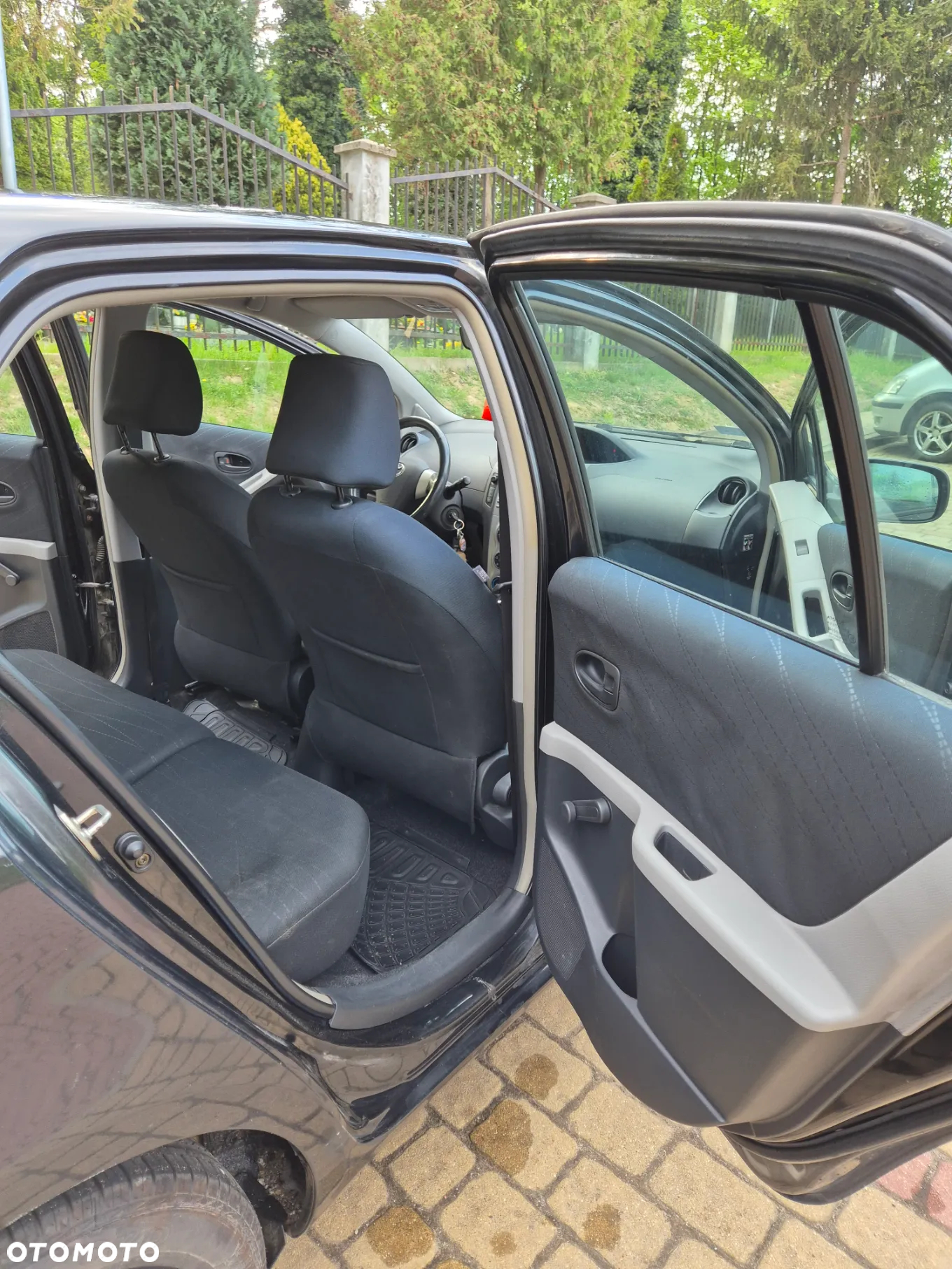 Toyota Yaris 1.3 Sol - 8
