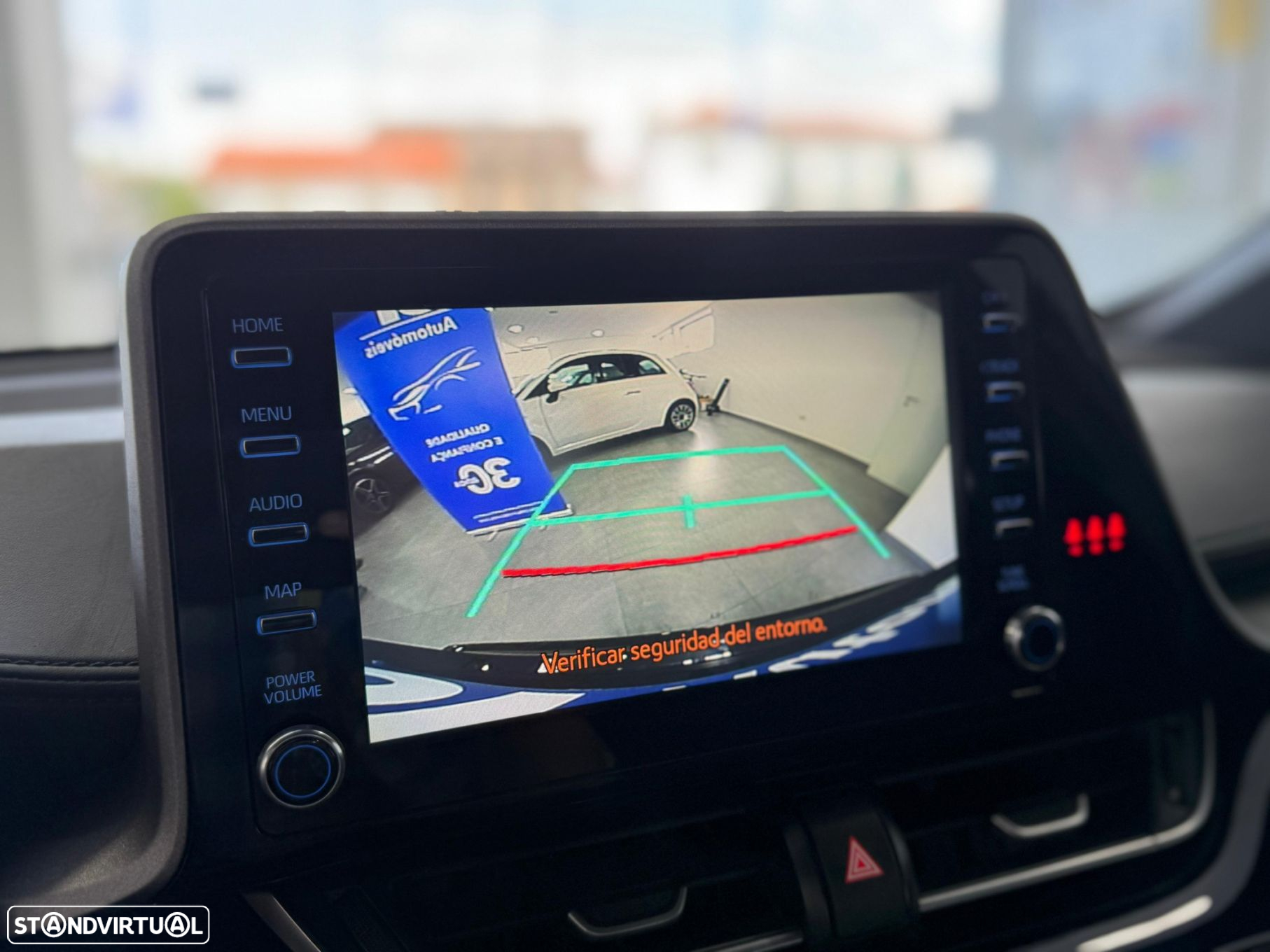 Toyota C-HR 1.8 Hybrid Comfort - 11