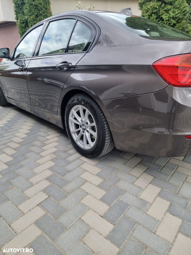 BMW Seria 3 320d Efficient Dynamics Edition Modern Line - 3