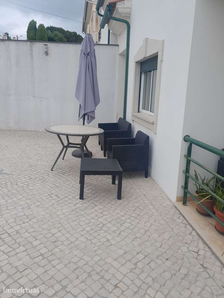 Moradia T4 com jardim e acessibilidade - Grande imagem: 4/34