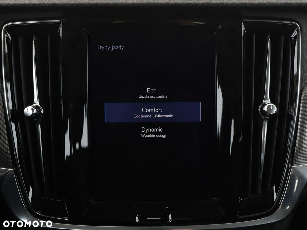 Volvo V90 D4 AWD Inscription - 28