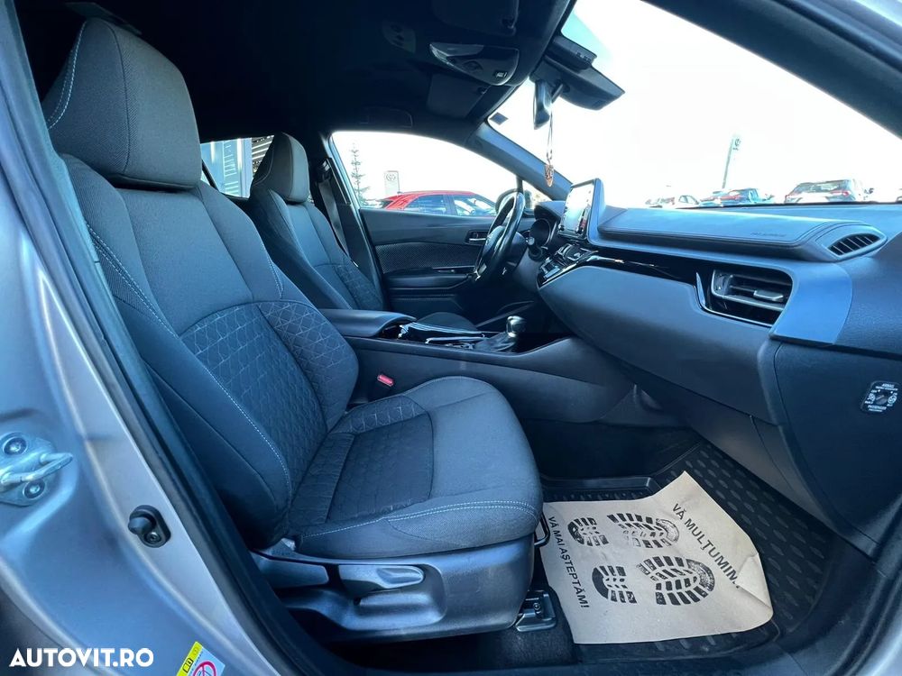 Toyota C-HR 2.0 HSD 184 CP 4x2 CVT C-ult Style bi-tone - 10
