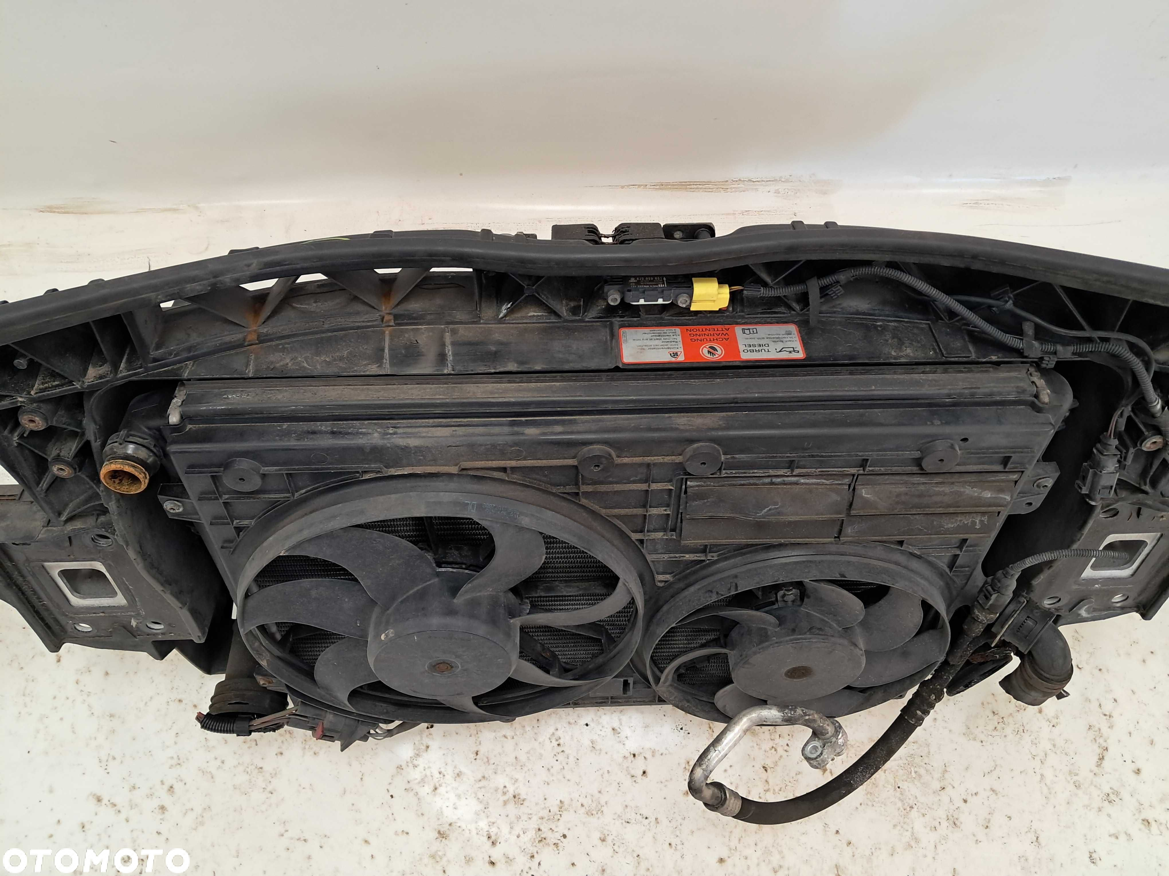 AUDI TT 8J 2.0 TFSI TDI pas przedni belka chłodnica wentylatory wzmo - 7