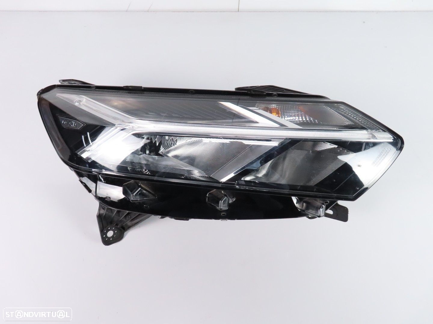 Farol Direito Usado / Original DACIA Sandero III (BJI) 260102586R - 1