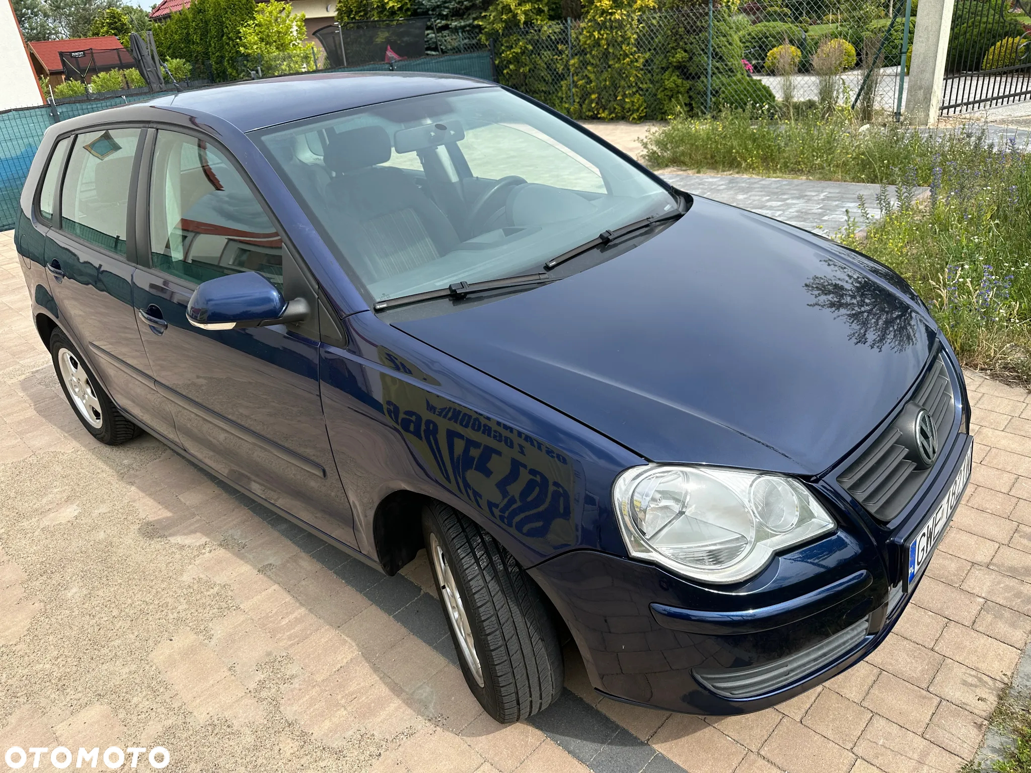 Volkswagen Polo 1.4 16V Comfortline - 2
