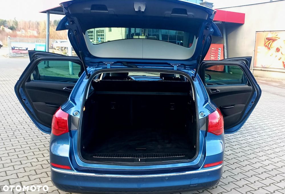 Opel Astra 1.4 Turbo Style - 12