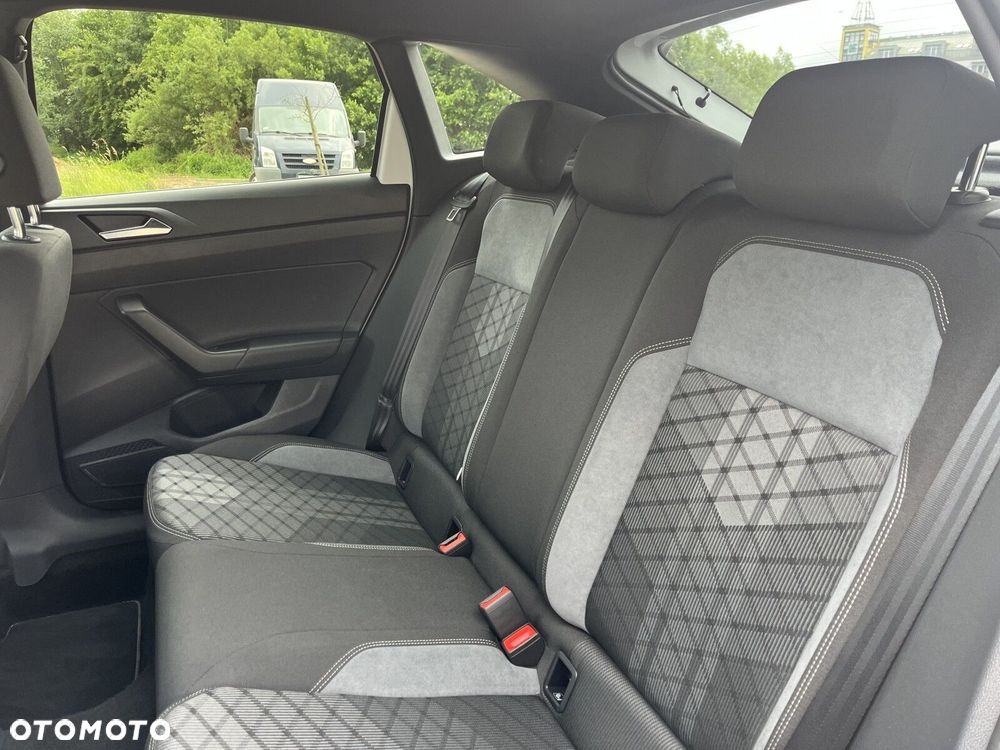 Volkswagen Taigo 1.5 TSI ACT R-Line Plus DSG - 16