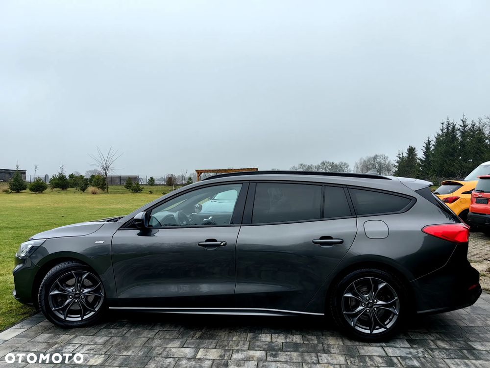 Ford Focus 1.5 EcoBlue Start-Stopp-System ST-LINE - 14