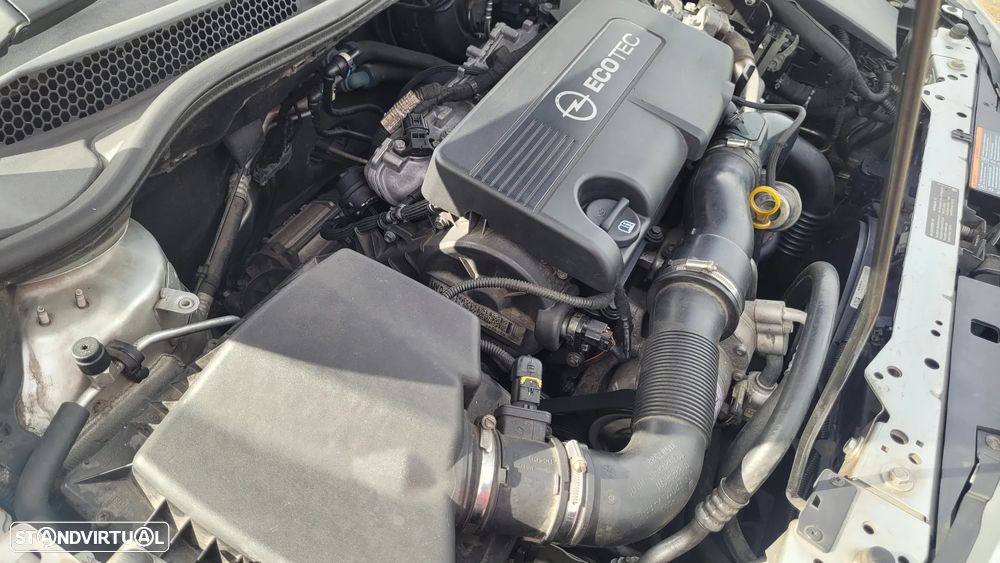 Opel Astra 1.7 CDTI Cosmo - 17